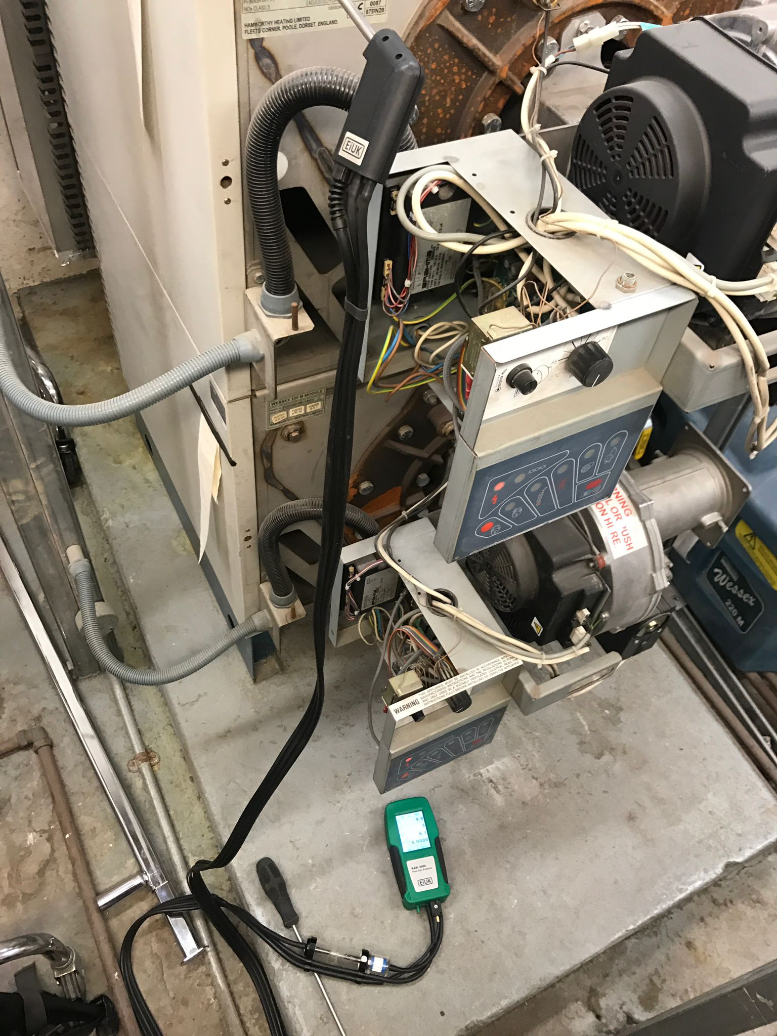 gas safe registered engineer near me Yeading, UB4